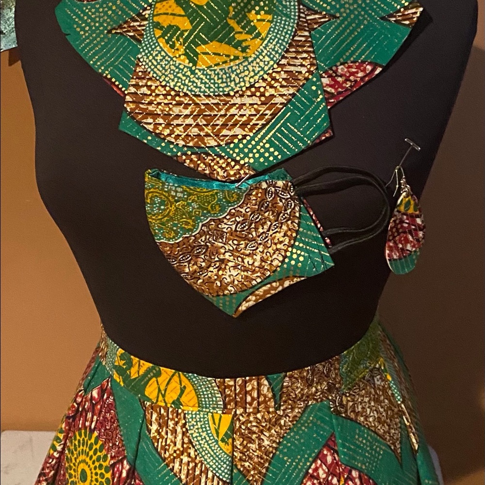Accessories - Picture 2 of 16